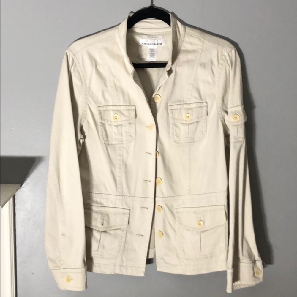 Oatmeal colored cute jacket by Jones NY Sport - 8
